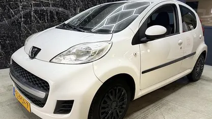 Occasion Peugeot 107 68 PK (50 kW) 2011 Hatchback