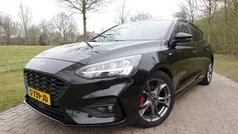 Zwart Gebruikt 2021 Ford Focus Business Edition Hatchback | € 19.950 (Eerlijke prijs)