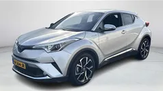 Grijs Gebruikt 2019 Toyota C-HR Style SUV | € 22.900 (Eerlijke prijs)