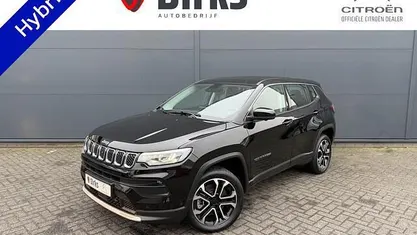 Occasion 2024 Jeep Compass Altitude SUV | € 30.945 (Goede deal)