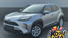 Zilver Gebruikt 2024 Toyota Yaris Cross Edition SUV | € 28.400 (Eerlijke prijs)