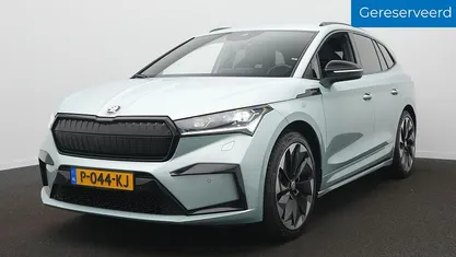 Grijs Gebruikt 2022 Skoda Enyaq iV SportLine SUV | € 31.900 (Eerlijke prijs)