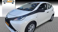 Wit Gebruikt 2017 Toyota Aygo Hatchback | € 7.495 (Goede deal)