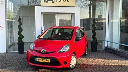 Occasion 2013 Toyota Aygo Hatchback | € 2.750 (Eerlijke prijs)