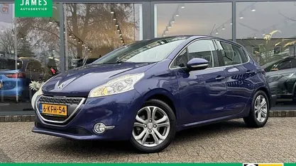 Occasion 2013 Peugeot 208 Allure Hatchback | € 5.975 (Goede deal)