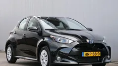 Zwart Nieuw 2024 Toyota Yaris Hybrid Active Hatchback | € 23.950 (Eerlijke prijs)