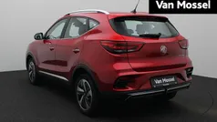 Rood Gebruikt 2023 MG ZS Comfort Sedan | € 26.400 (Eerlijke prijs)