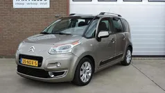 Beige Occasion 2010 Citroën C3 Picasso Exclusive MPV | € 4.599 (Eerlijke prijs)