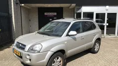 Grijs, metallic lak Gebruikt 2007 Hyundai Tucson Style SUV | € 2.249 (Goede deal)