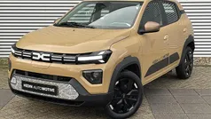 Bruin Gebruikt 2024 Dacia Spring Extreme Hatchback | € 15.945 (Eerlijke prijs)