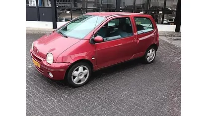 Occasion 2004 Renault Twingo Hatchback | € 1.175 (Eerlijke prijs)
