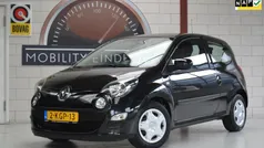 Zwart Gebruikt 2013 Renault Twingo Collection Hatchback | € 4.280 (Eerlijke prijs)