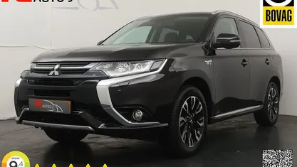 Occasion Mitsubishi Outlander P-HEV Instyle 121 PK (88 kW) 2015 Zwart SUV