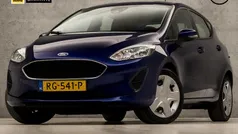 Blauw Gebruikt 2017 Ford Fiesta Trend Hatchback | € 7.445 (Eerlijke prijs)