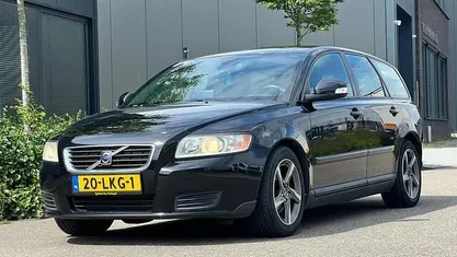 Occasion Volvo V50 109 PK (80 kW) 2010 Zwart Stationwagen