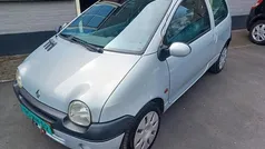 Gebruikt 2002 Renault Twingo Hatchback | € 999 (Eerlijke prijs)