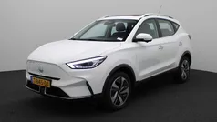 Wit Gebruikt 2023 MG ZS Luxury Sedan | € 21.444 (Eerlijke prijs)