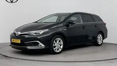 Zwart Gebruikt 2015 Toyota Auris Touring Sports Stationwagen | € 12.995 (Eerlijke prijs)