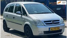 Grijs Gebruikt 2004 Opel Meriva MPV | € 1.350 (Eerlijke prijs)