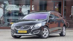 Zwart Gebruikt 2011 Volvo V60 Summum Stationwagen | € 9.950 (Eerlijke prijs)