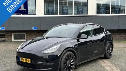 Gebruikt 2022 Tesla Model Y Performance SUV | € 37.877 (Eerlijke prijs)