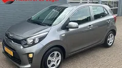 Grijs Gebruikt 2023 Kia Picanto Comfort Hatchback | € 14.950 (Eerlijke prijs)