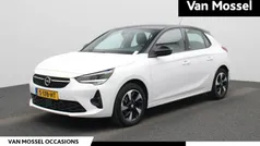 Wit Gebruikt 2023 Opel Corsa-e GS Line Hatchback | € 20.940 (Eerlijke prijs)
