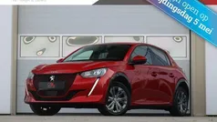 Rood, metallic lak Gebruikt 2020 Peugeot e-208 Allure Hatchback | € 14.440 (Eerlijke prijs)