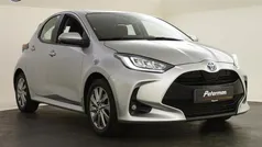 Zilver Gebruikt 2024 Toyota Yaris Edition Hatchback | € 23.899 (Eerlijke prijs)