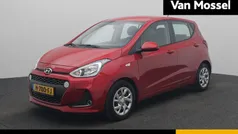 Rood Gebruikt 2020 Hyundai i10 Comfort Hatchback | € 10.440 (Eerlijke prijs)