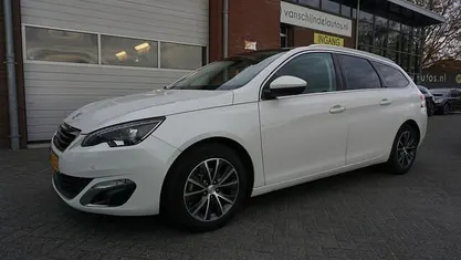 Occasion Peugeot 308 SW Allure 131 PK (96 kW) 2017 Wit Stationwagen