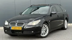 Zwart, metallic lak Gebruikt 2006 BMW 523 Stationwagen | € 5.495 (Eerlijke prijs)