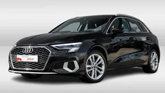 Zwart Gebruikt 2023 Audi A3 Sportback Advanced Hatchback | € 32.950 (Eerlijke prijs)