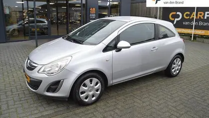 Occasion 2012 Opel Corsa Cosmo Hatchback | € 5.250 (Eerlijke prijs)