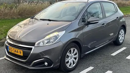 Gebruikt 2017 Peugeot 208 Hatchback | € 6.950 (Goede deal)