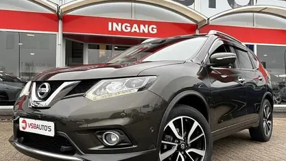 Grijs Gebruikt 2016 Nissan X-Trail Tekna SUV | € 13.950 (Goede deal)