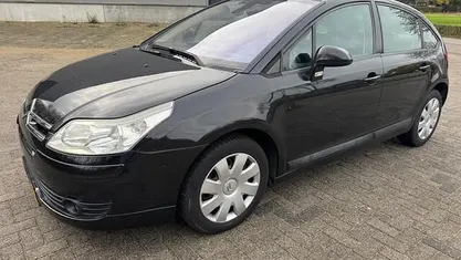 Zwart Gebruikt 2005 Citroën C4 Hatchback | € 1.600 (Eerlijke prijs)