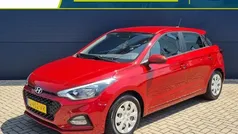 Rood Gebruikt 2019 Hyundai i20 Comfort Hatchback | € 15.985 (Eerlijke prijs)