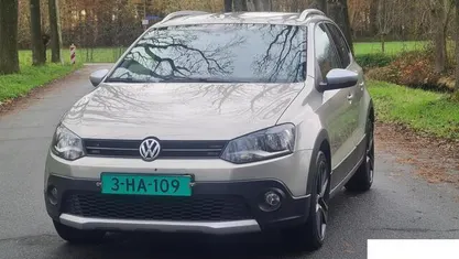 Occasion VW Polo Cross 105 PK (77 kW) 2012 Beige Hatchback