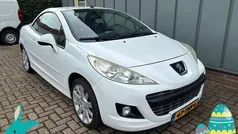 Wit Gebruikt 2012 Peugeot 207 CC Griffe Cabriolet | € 4.950 (Eerlijke prijs)