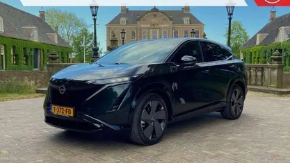 Groen, metallic lak Gebruikt 2023 Nissan Ariya Evolve SUV | € 39.999 (Eerlijke prijs)