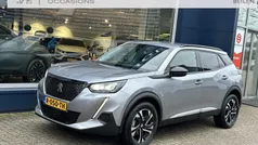 Grijs Gebruikt 2022 Peugeot 2008 Allure SUV | € 23.850 (Eerlijke prijs)