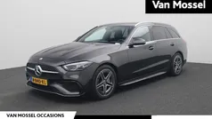 Grijs Gebruikt 2021 Mercedes 200 AMG line Stationwagen | € 36.444 (Goede deal)