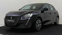 Zwart, metallic lak Gebruikt 2023 Peugeot 208 Active Hatchback | € 16.925 (Eerlijke prijs)
