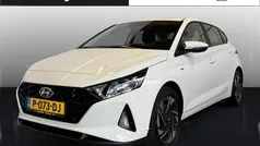 Wit Gebruikt 2022 Hyundai i20 Hatchback | € 17.950 (Eerlijke prijs)