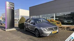 Grijs Gebruikt 2014 Mercedes B180 Ambition MPV | € 14.495 (Eerlijke prijs)