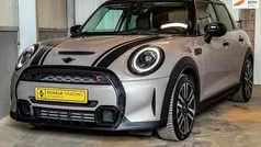 Gebruikt 2024 Mini Cooper S Hatchback | € 35.950 (Eerlijke prijs)