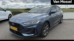 Blauw Gebruikt 2023 Ford Focus ST-Line Stationwagen | € 19.950 (Eerlijke prijs)