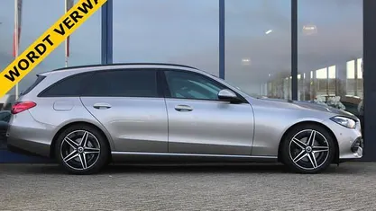 Gebruikt 2022 Mercedes C180 Business Stationwagen | € 31.900 (Goede deal)