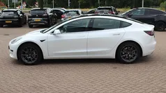 Gebruikt 2020 Tesla Model 3 Standard Range Sedan | € 20.750 (Eerlijke prijs)